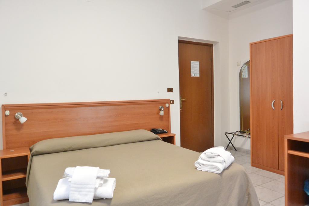 Hotel Trentina Μιλάνο Εξωτερικό φωτογραφία